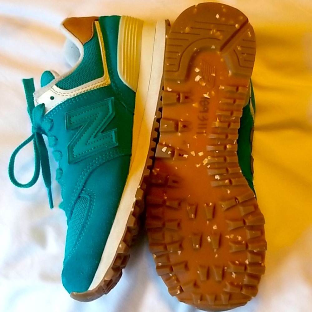 New Balance Women’s 574